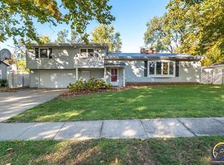 5324 SW 24th St, Topeka, KS 66614