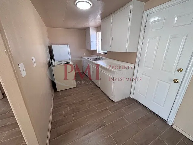 1225 Arizona Avenue #2 — Photo 5