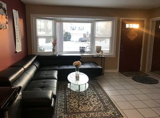 1760 Daisy St, Aurora, IL 60505