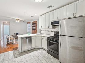 378 Baldwin Ave, Jersey City, NJ