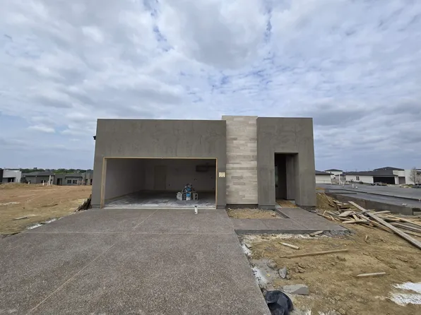 1203 Noyola Loop, Laredo, TX 78046