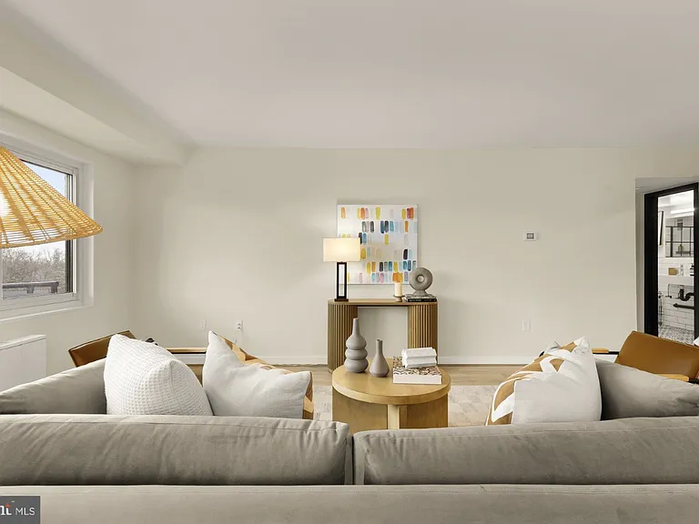 4201 Cathedral Ave NW #1009 — Photo 6