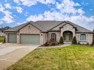 257 Golfview Way, Monroe, MI 48162