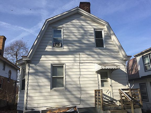 2nd image of 1256 Ross Ave