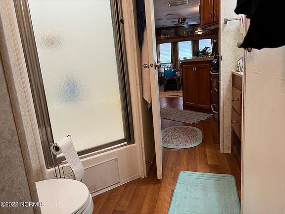 5th image of 48 B Jetty Street