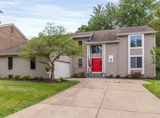 6647 N Greenfield Woods, Cincinnati, OH 45224