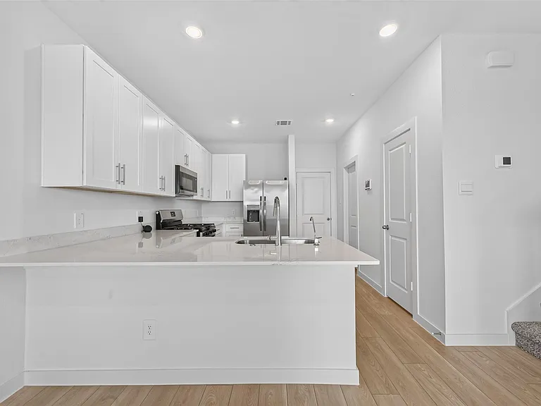 1738 Revolution Way — Photo 22