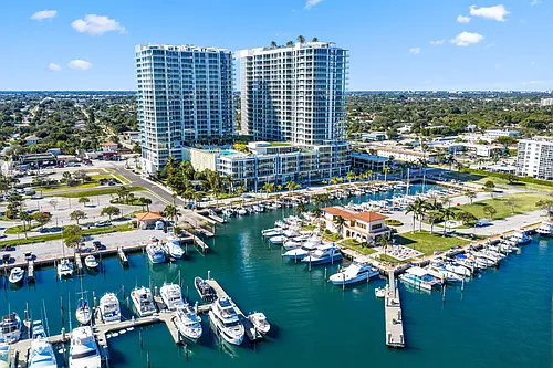 220 Lake Shore Dr Photo 1