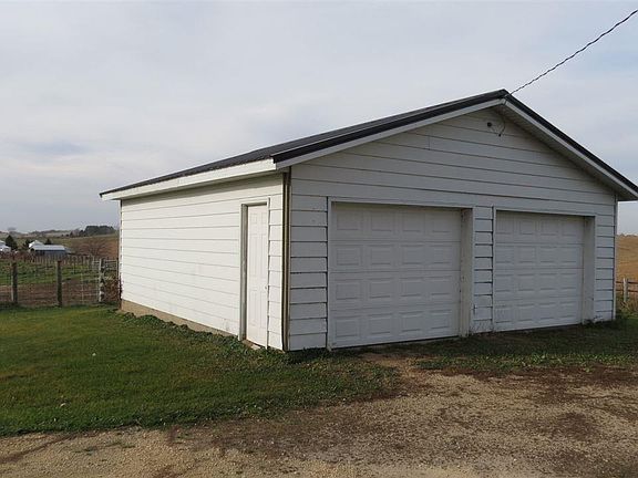 3rd image of 14808 Highway 64