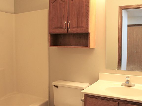 3rd image of 574 N Cedar St APT 4