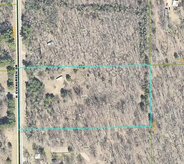 1st image of 4682 N Evergreen Dr