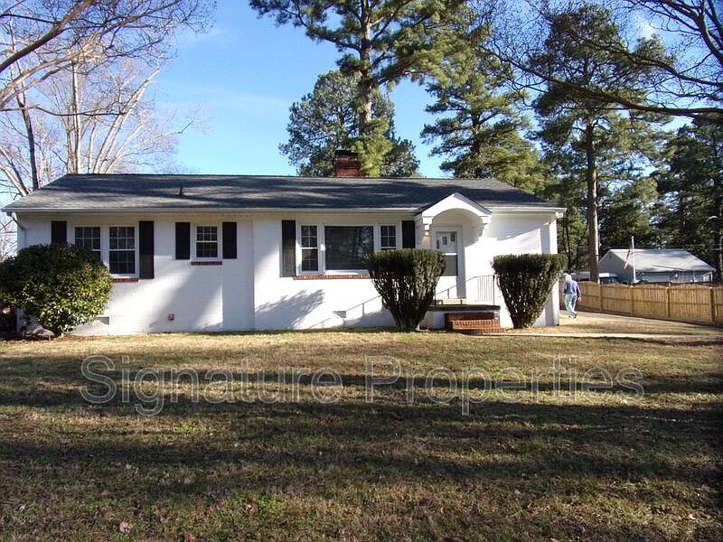 1st image of 8329 Meadowbridge Rd