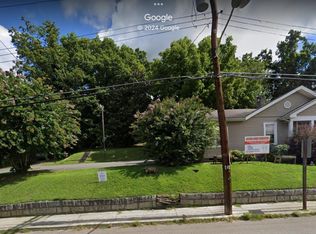 114 W Lebanon St, Mount Airy, NC 27030