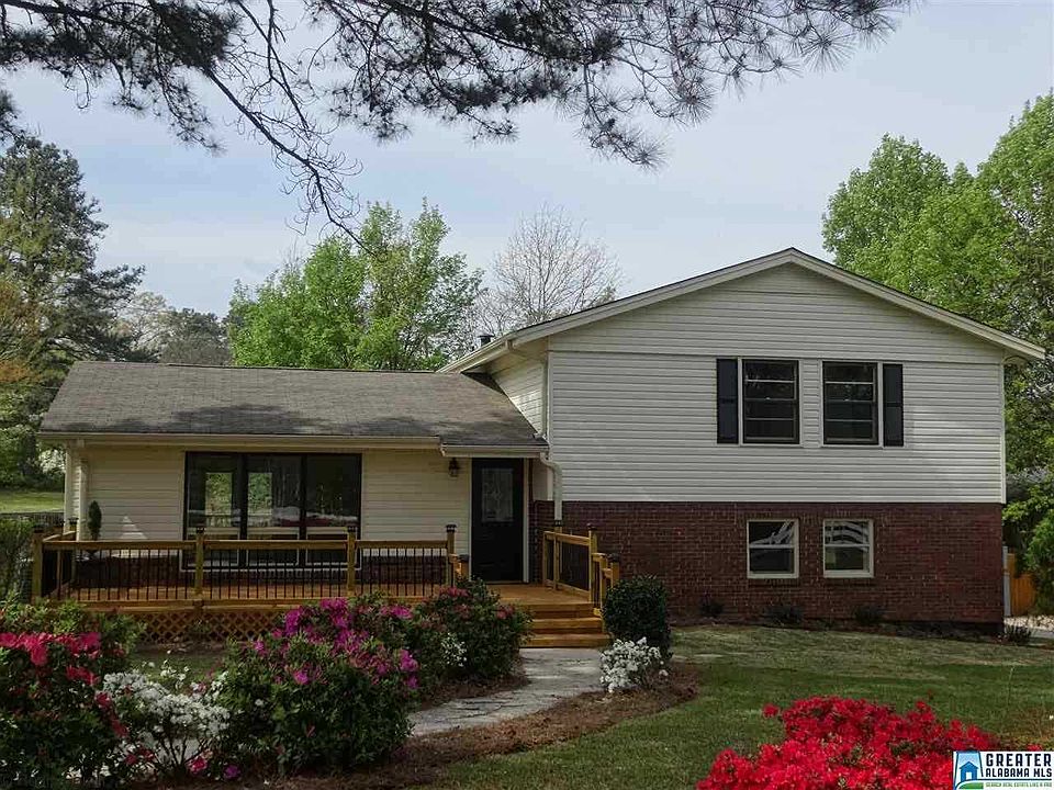 1st image of 544 Lacey Ln
