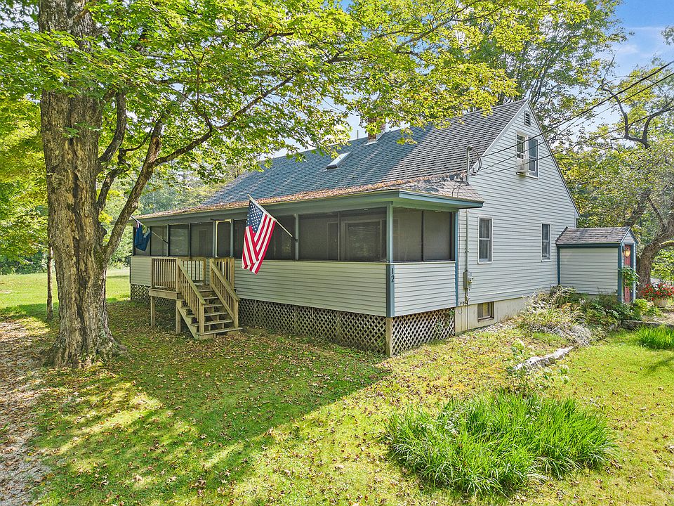 1st image of 12 Warren Lane