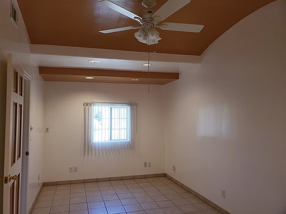 5th image of 707 Peach St