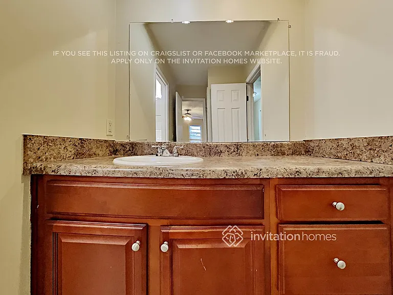 624 Princess Cir — Photo 14