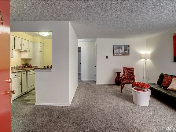 3rd image of 3425 S 176th St Unit 146