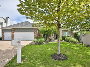 203 Vista Pointe Ct, Saint Peters, MO 63376