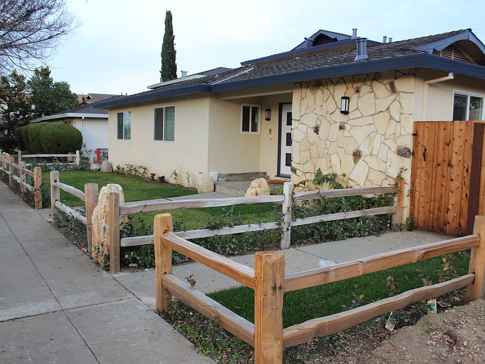 1st image of 1342 Essex Way APT 1