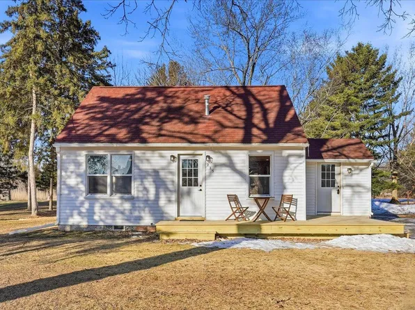 235 Church St, Woodville, WI 54028
