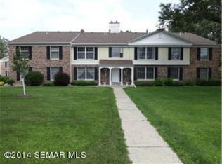 2051 Carriage Dr SW, Rochester, MN 55902