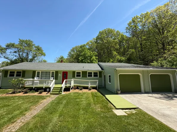 3826 Cravens Creek Rd SW, Roanoke, VA 24018