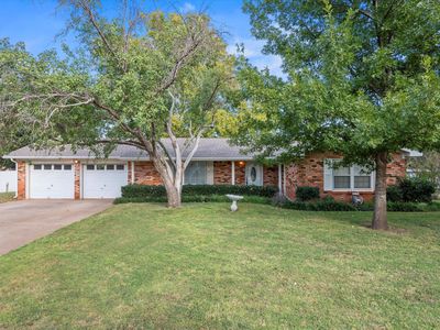 909 Hockley Ave, Sundown, TX, 79372