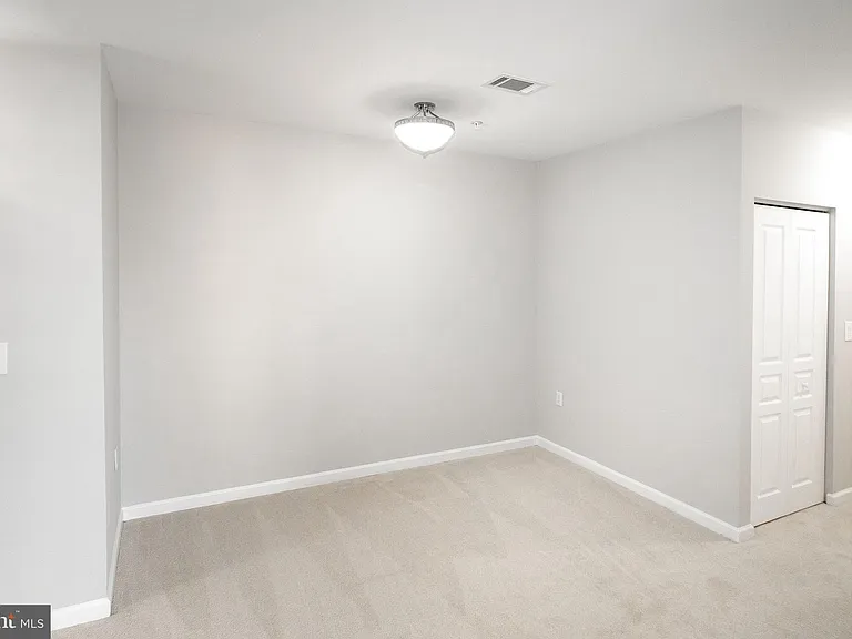 2204 Westcourt Ln #306 — Photo 15