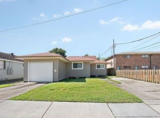 330 W Genie St, Chalmette, LA 70043