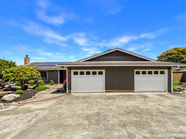 2707/2709 Pine St, Eureka, CA 95501