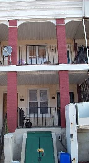 2nd image of 5421B Sansom St