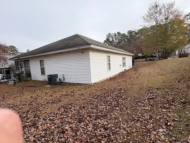 5 Twin Oaks Cir — Photo 3