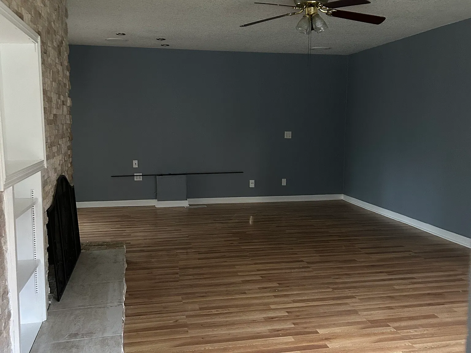 514 Lalor Dr — Photo 4