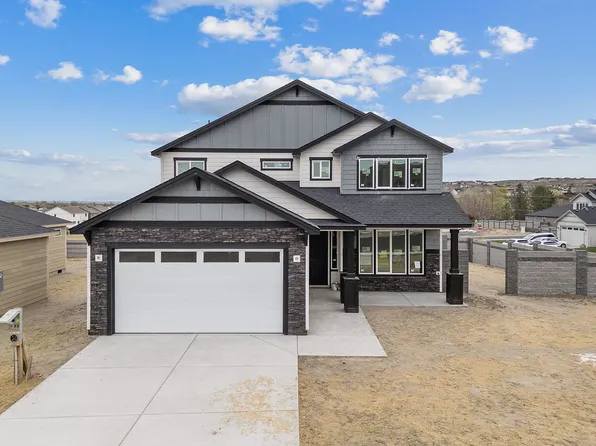 492 Snowgrass Ave, West Richland, WA 99353