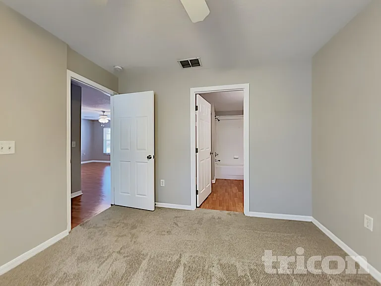 10211 Summerview Cir — Photo 10