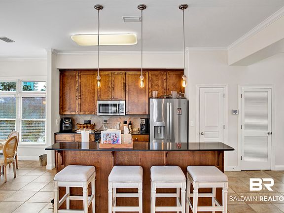 5th image of 3359 Mariner Cir