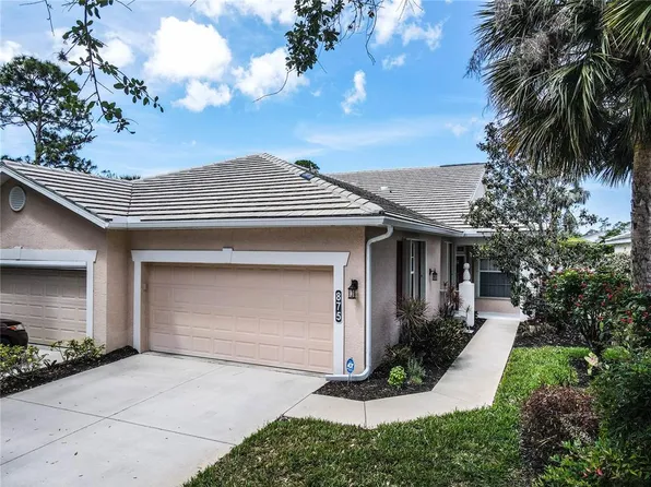 875 Chalmers Dr #11, Venice, FL 34293