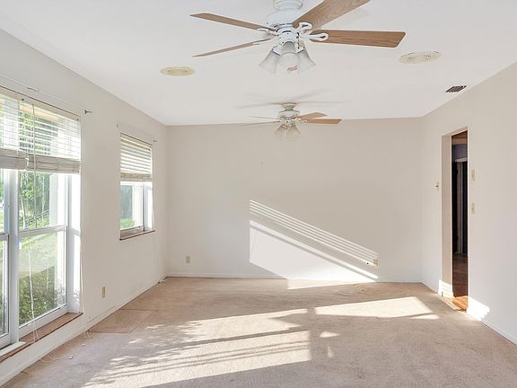 3rd image of 5748 S South Drive