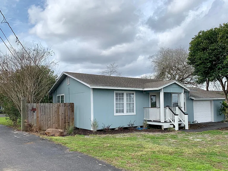 5311 E Riverview St — Photo 8