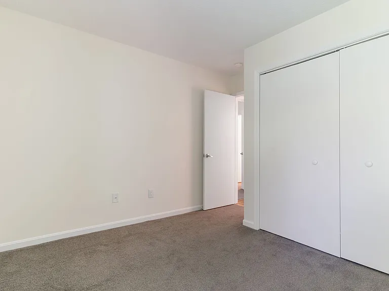 23240 Rosewood Ct #9 — Photo 11