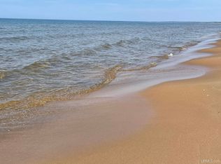 1396 Top O The Lake Rd, Gulliver, MI 49840