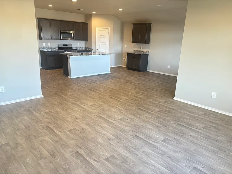 2524 Alice Way — Photo 13