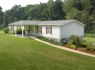 655 Trees Mills Rd, Greensburg, PA 15601