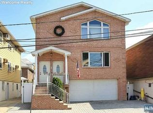 518 72nd St #2, North Bergen, NJ 07047
