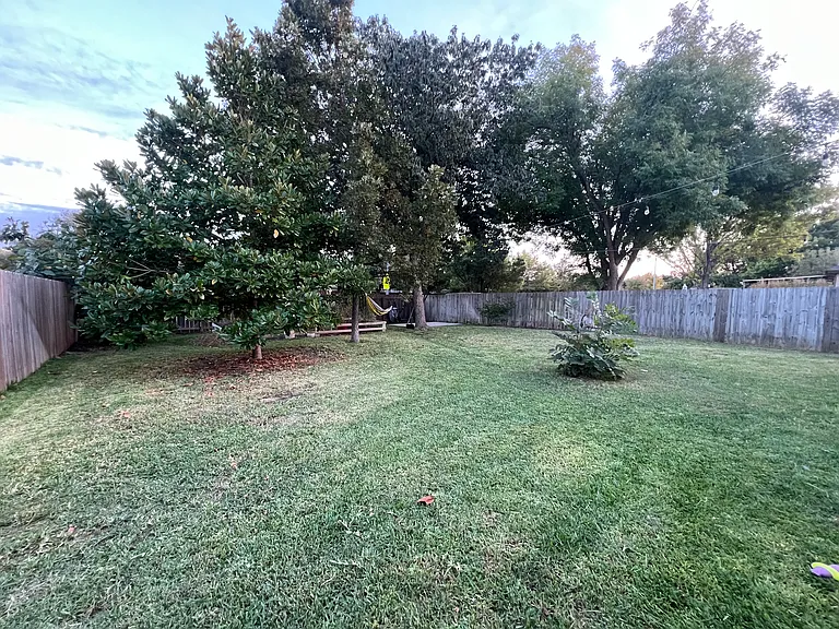 13113 Rochester Ln — Photo 27