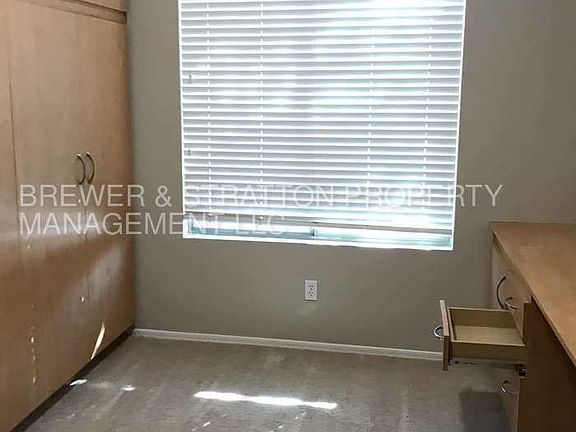 2nd image of 1786 E Wildflower Ln
