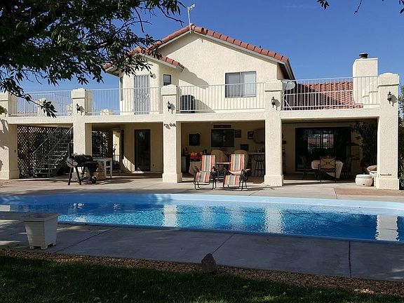 2nd image of 26805 Lakeview Dr