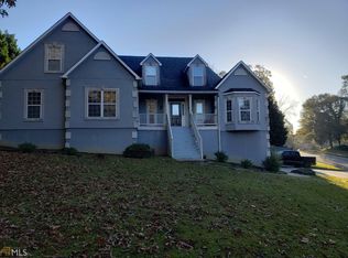 613 Pheasant Ridge Dr, Warner Robins, GA 31088