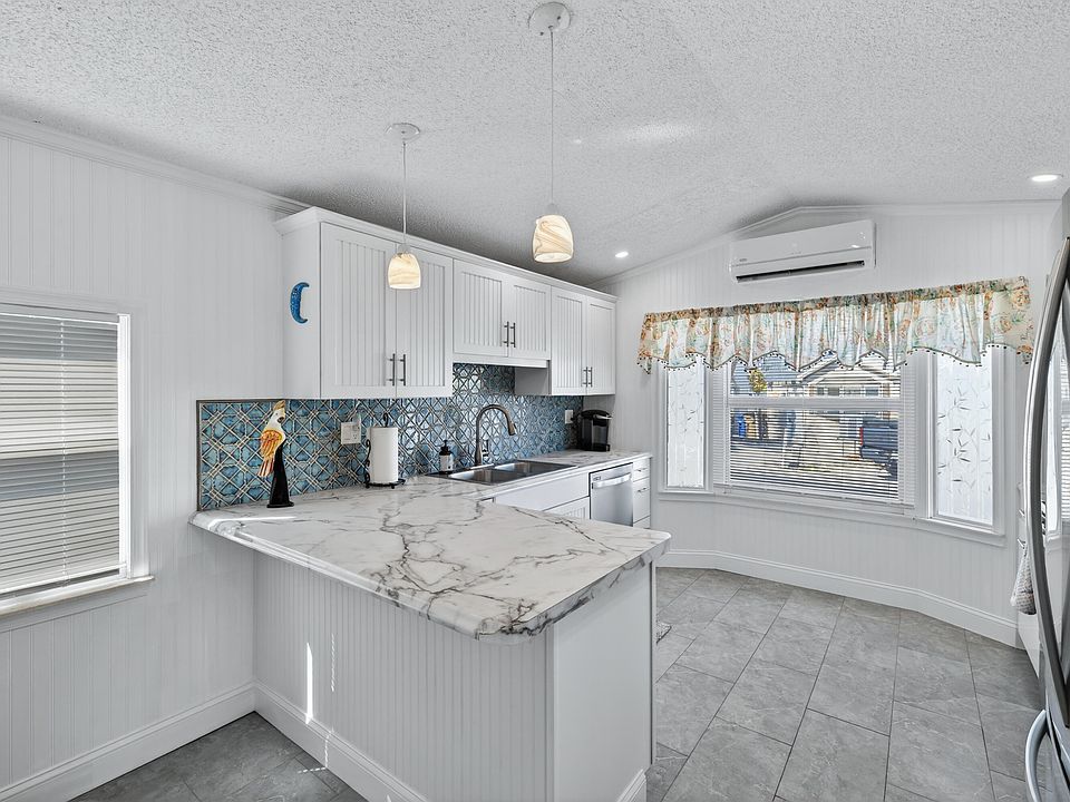 1st image of 701 Spanish Main Dr #536
